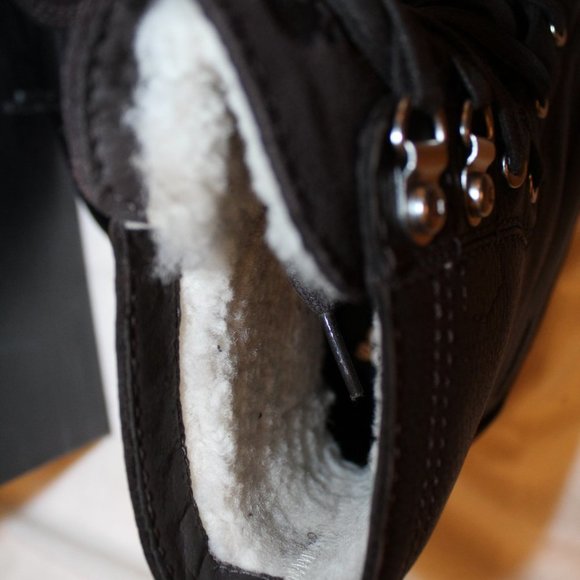 Sorel Men's Black and Burgundy Snow Boots - Picture 5 of 8